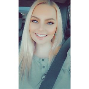 Meet your Posher, Stacie